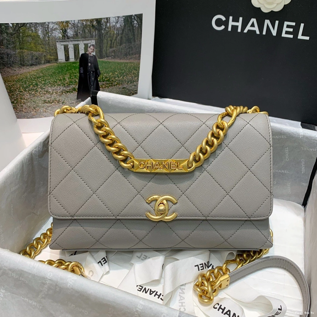 FLAP CHANEL BAG 0825
